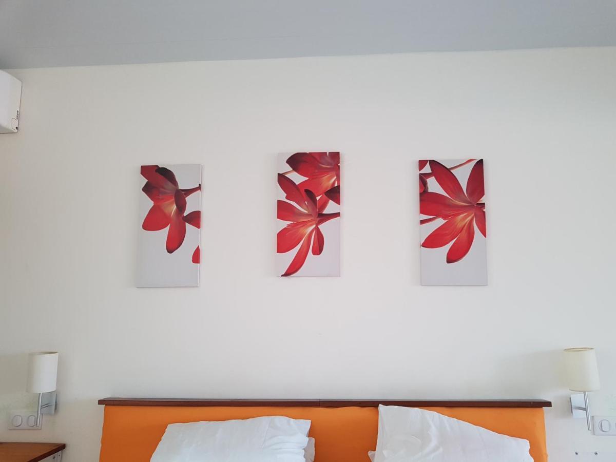 Hotel Douce Vague Сен-Лу Екстериор снимка